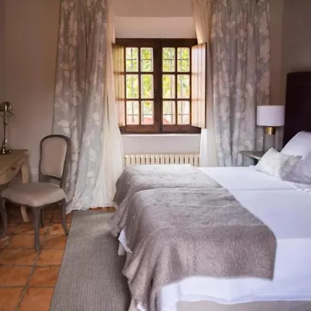 Rural Tejuelas 4*