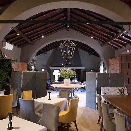 Hotel Rural Tejuelas 4*