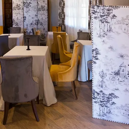 Otel Rural Tejuelas 4*