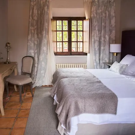 Rural Tejuelas 4* Valdecaballeros