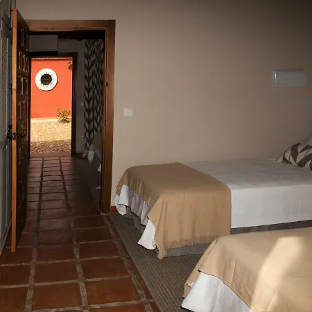 Rural Tejuelas 4* Valdecaballeros