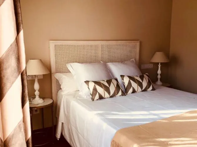 Rural Tejuelas 4* Valdecaballeros